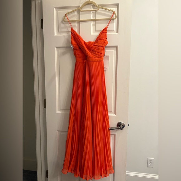 NWT Fame and Partners Orange Ellea Dress Gown Size 0 - Picture 2 of 7